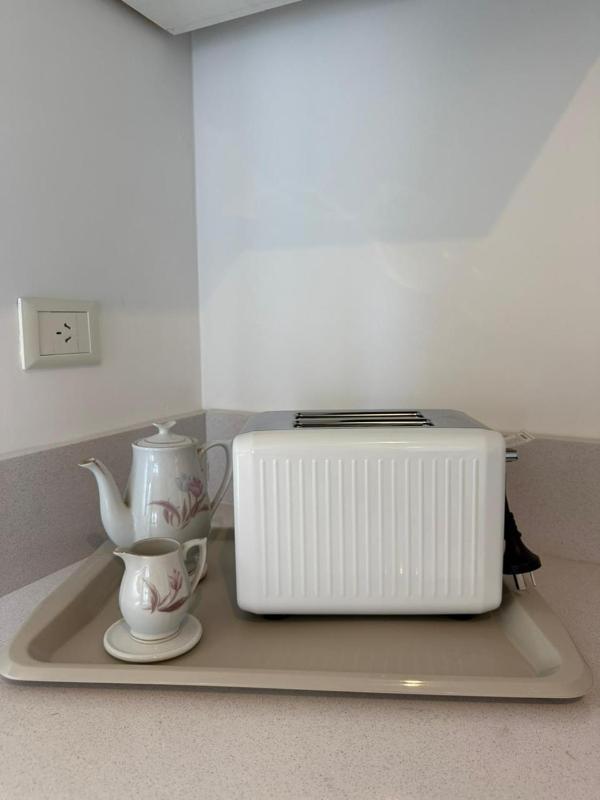 Departamento moderno y céntrico con pileta - image 25