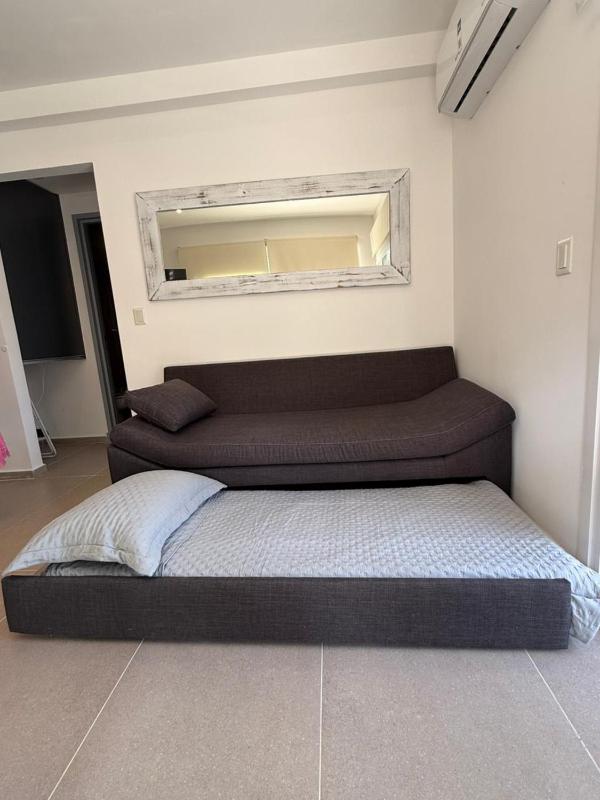 Departamento moderno y céntrico con pileta - image 27