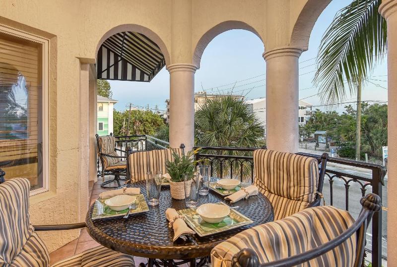 Monarch Villa - 5542 W - image 22