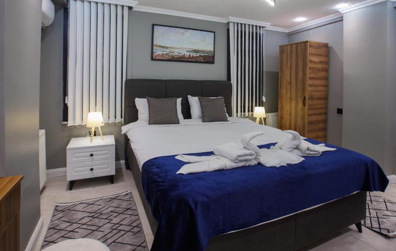 Stone Suites - image 3