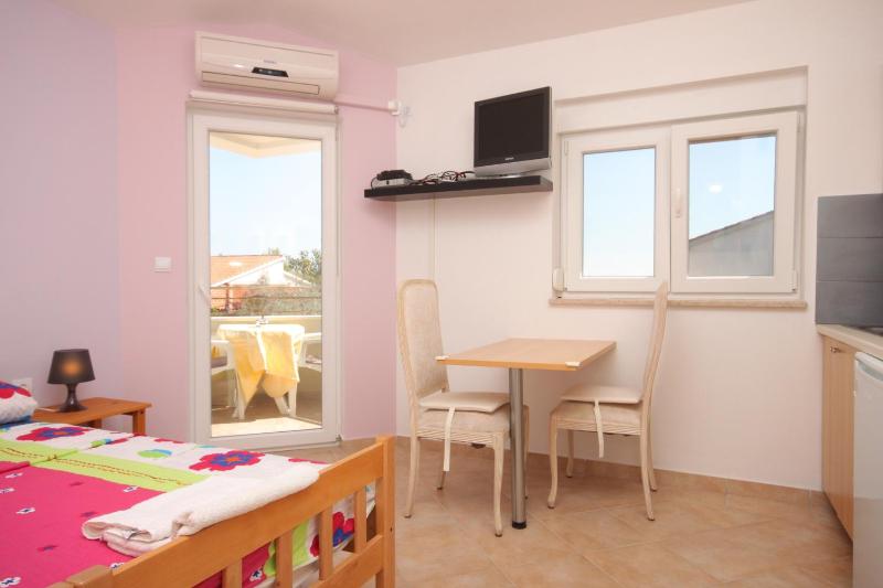 Apartments with parking space Fazana - 7252 - image 11