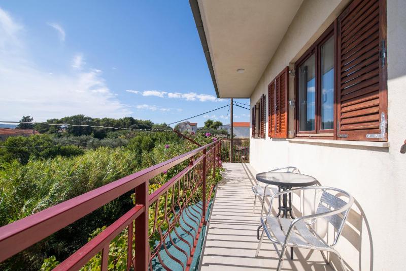 Apartments with parking space Kastel Stafilic Kastela - 24918 - image 16