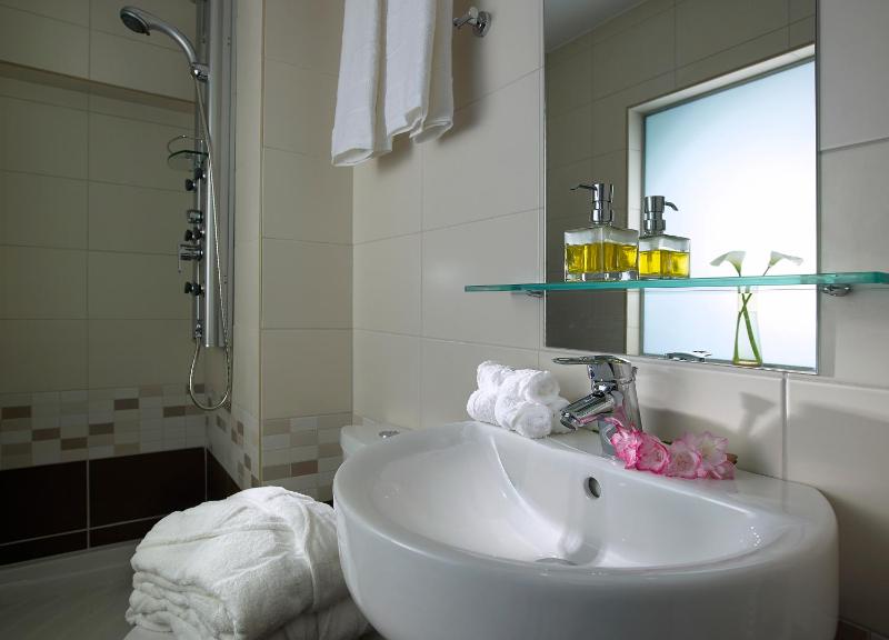 Double or Twin Room with Panoramic Sea View image 1