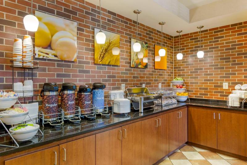 Comfort Suites Charleston West Ashley - image 36