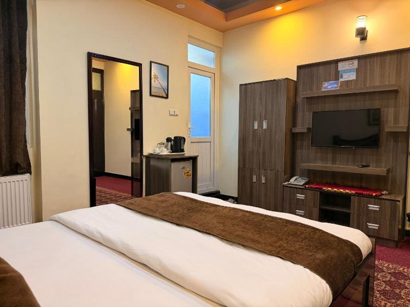 Khyber Hotel - image 15