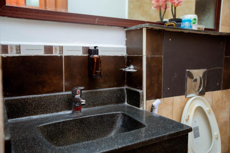Tima Residence Shared kitchen & Living Area with Seaview 25 min from Airport - image 14