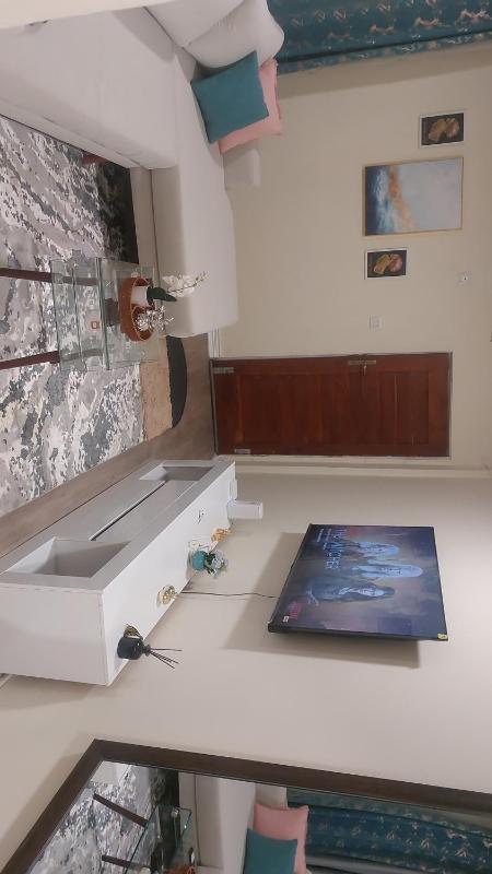 24B Louieville apartment - image 7