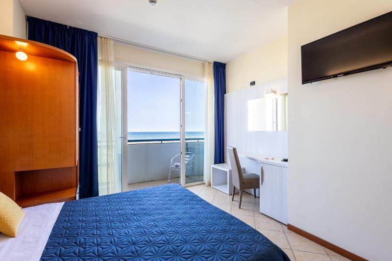 Hotel Palm Beach B&B SEA VIEW - image 18
