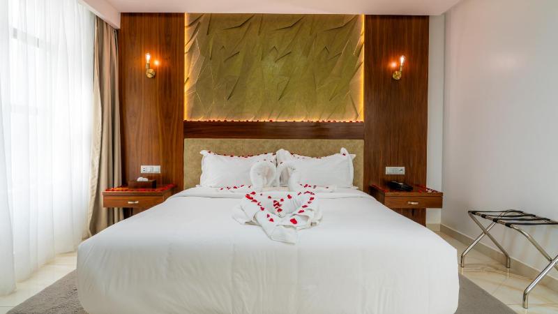MIRANDA HOTEL - Tanger - image 36