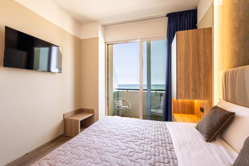 Hotel Palm Beach B&B SEA VIEW - image 25