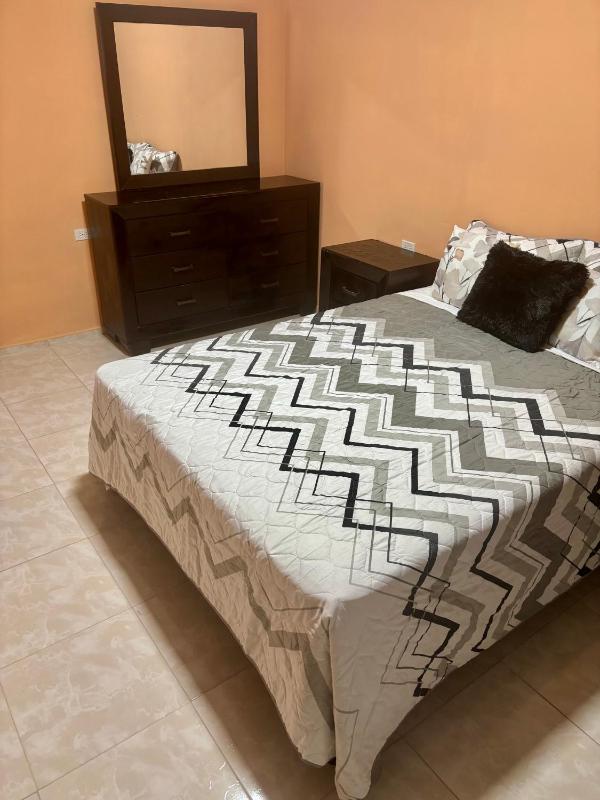 Cozy Retreats - image 13