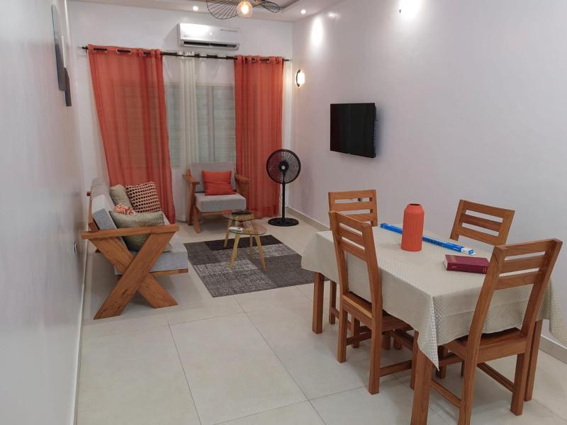 Magnifique Appartement 2 chambres Salon - image 16
