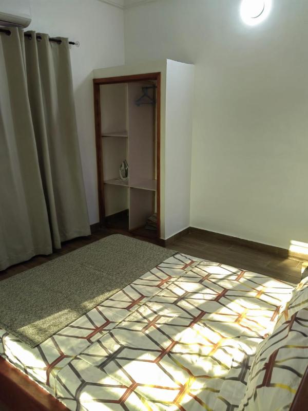 Magnifique Appartement 2 chambres Salon - image 10