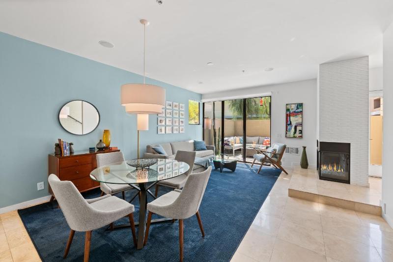 La Mirage Contemporary Home Plus Pool Exclusively Month Plus - image 11