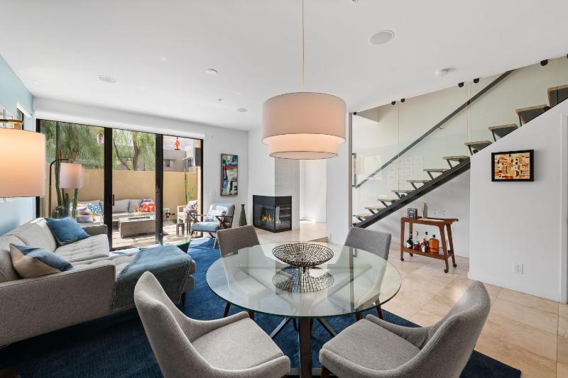 La Mirage Contemporary Home Plus Pool Exclusively Month Plus - image 1