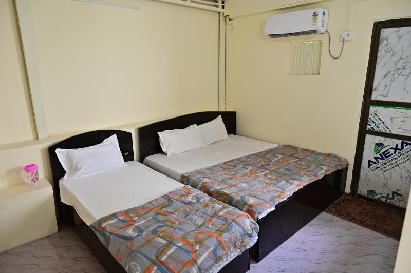 Pipewalas house I Near Kashi Vishwanath - image 15