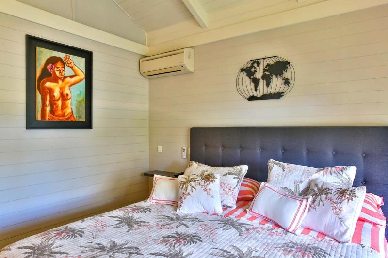 Tropical cocoon with 2 bedrooms - image 12