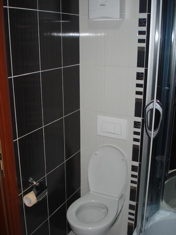 Classic Quadruple Room image 4