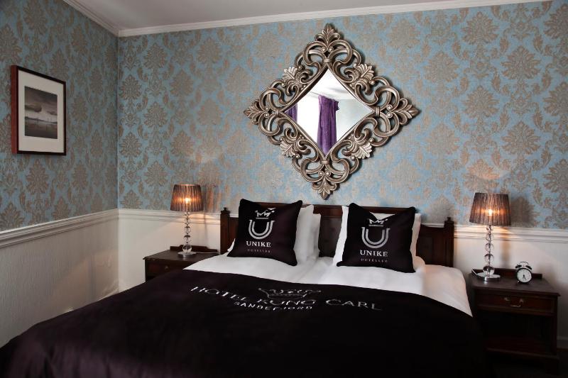 Double Room image 2