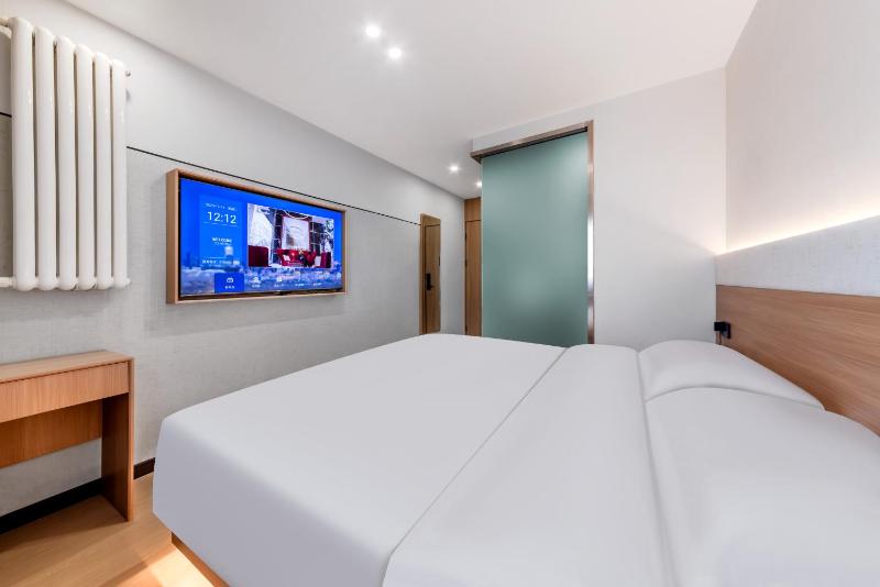 An Yi Hotel - image 10