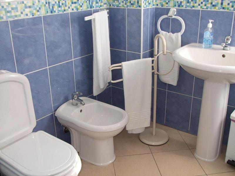 Triple Room image 4
