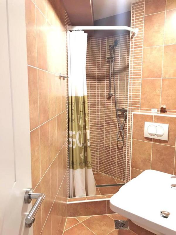 Double Room with Balcony and Sea View image 2
