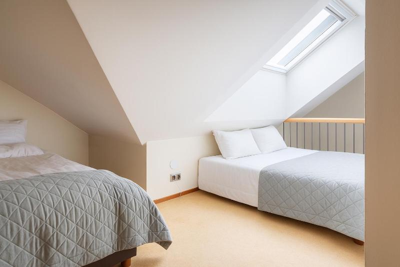 Penthouse Loft with Jacuzzi and Sauna - image 7