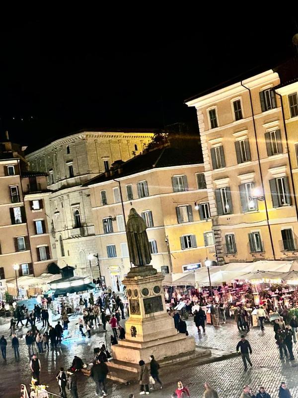 Campo De Fiori Home - image 13