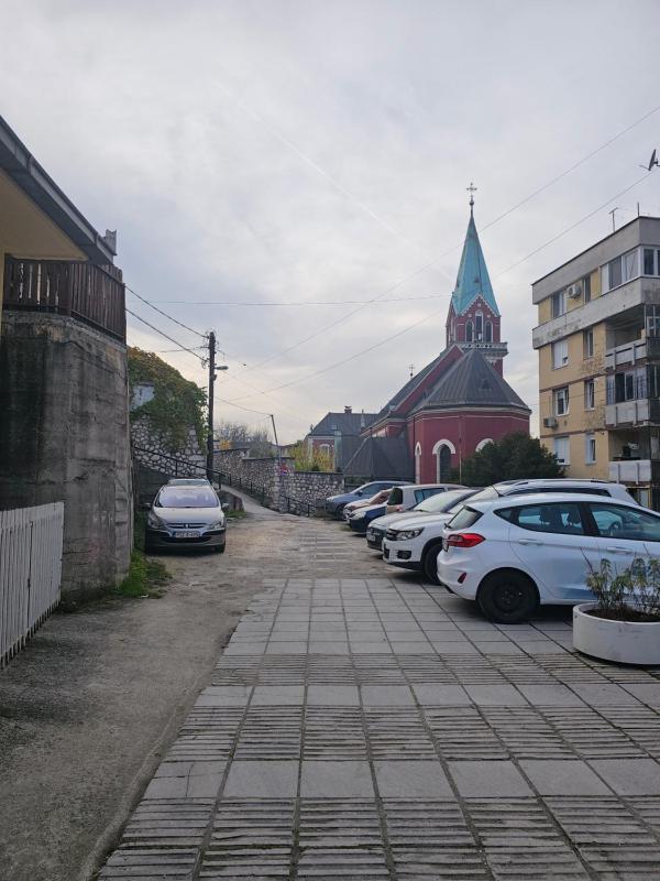 Apartment Bisić with private parking - image 5