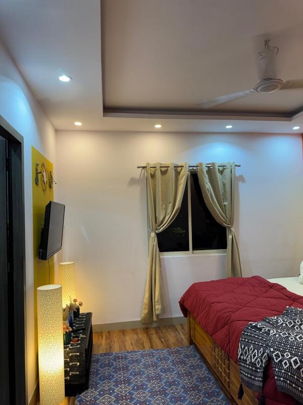 Private Cozy Space with Rooftop Garden in Delhi NCR and Gurgaon - image 3