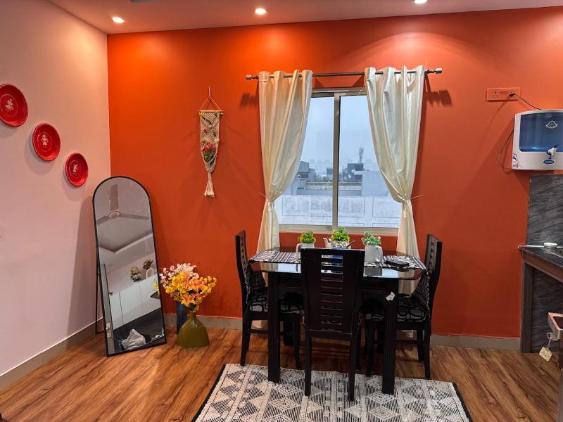 Private Cozy Space with Rooftop Garden in Delhi NCR and Gurgaon - image 4