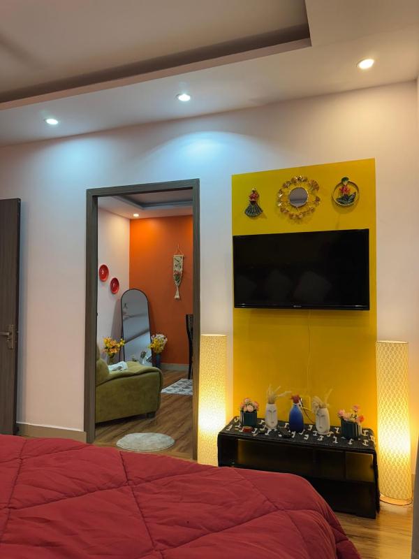 Private Cozy Space with Rooftop Garden in Delhi NCR and Gurgaon - image 50