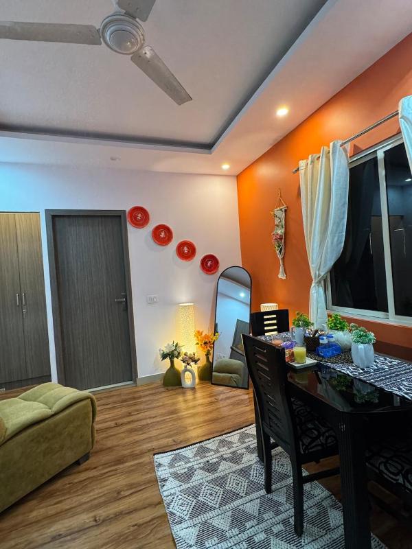 Private Cozy Space with Rooftop Garden in Delhi NCR and Gurgaon - image 38