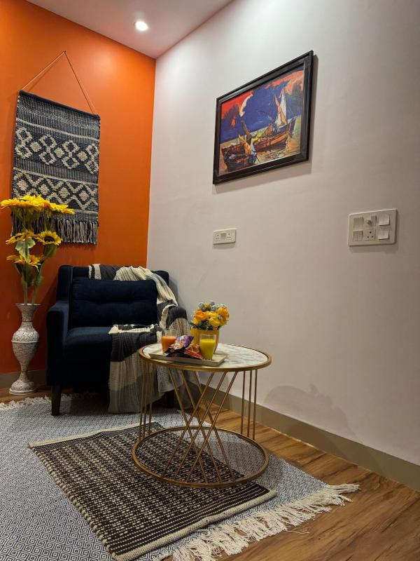 Private Cozy Space with Rooftop Garden in Delhi NCR and Gurgaon - image 13