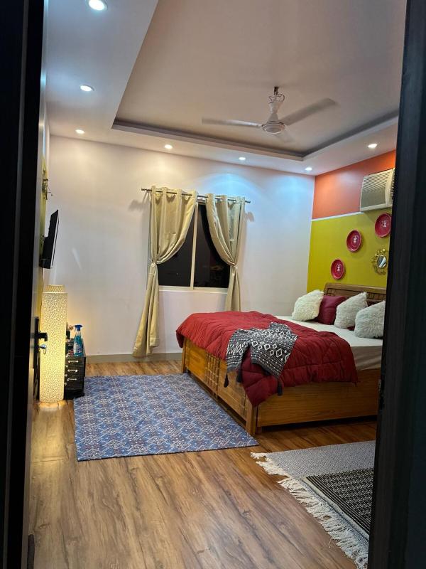 Private Cozy Space with Rooftop Garden in Delhi NCR and Gurgaon - image 37