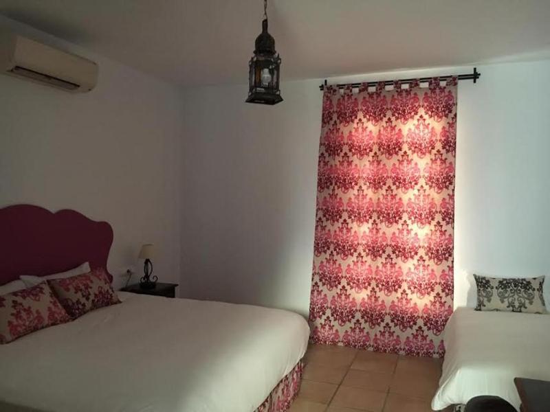 Superior Double Room image 4