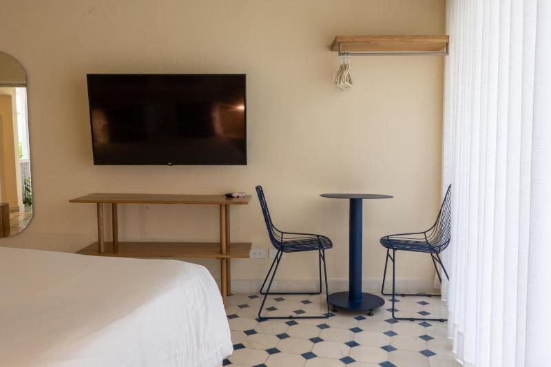 B Haus Hotel Boutique - image 11