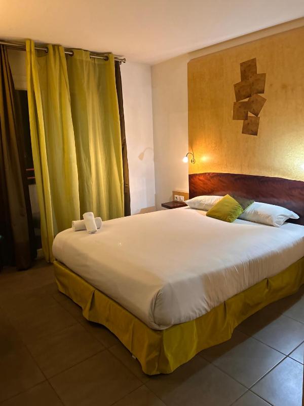 Logis Hôtel La Fauceille - image 13