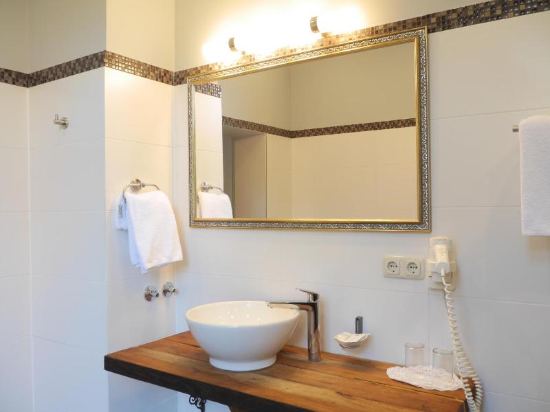 Business Double Room image 1