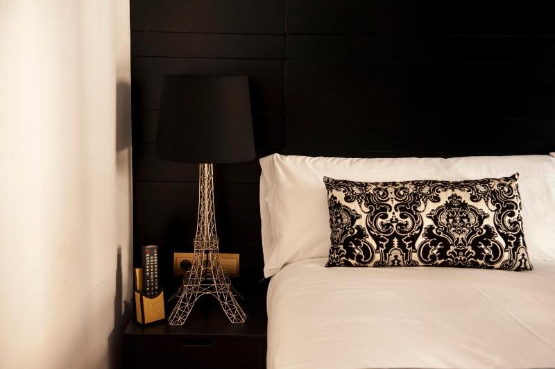 Apartamentos Art Suite Santander - image 33