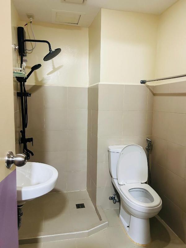 Charming Condo in Davao City Perfect for Families and Groups - image 10