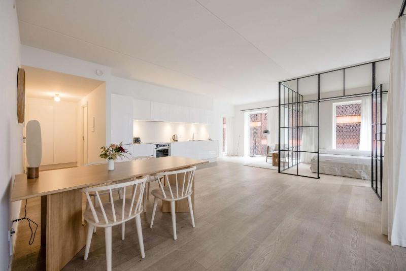 Charming Villa Apartment in Copenhagen Spacious Retreat for 6 - image 9