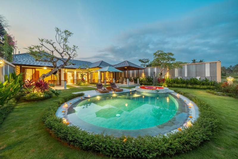 Pranaya Parama Ubud Villa by Nagisa Bali - image 5