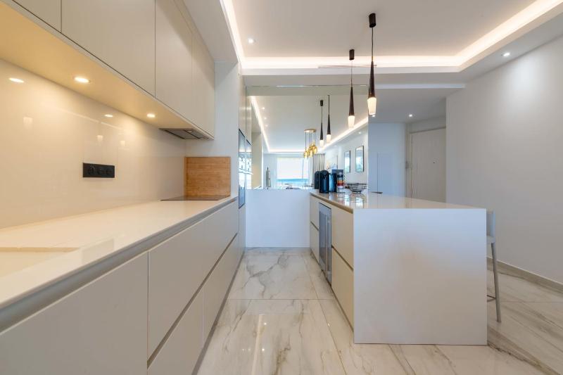 RARE! Luxury apartment on the Croisette - image 30