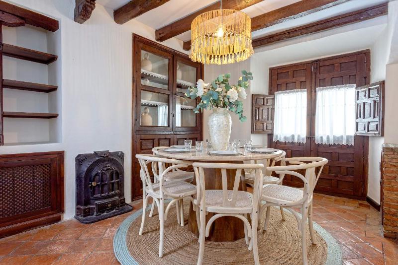 Genteel Home Mirador de los Reyes - image 8