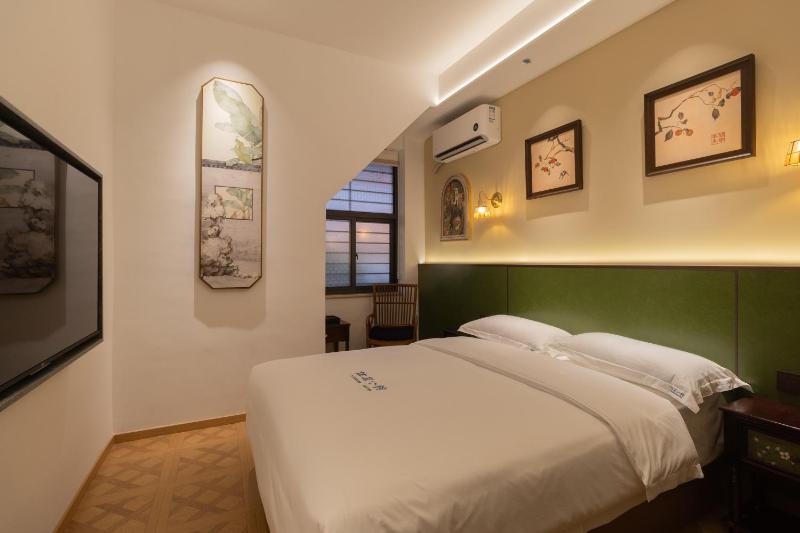 TeaHouse Hotel - image 35