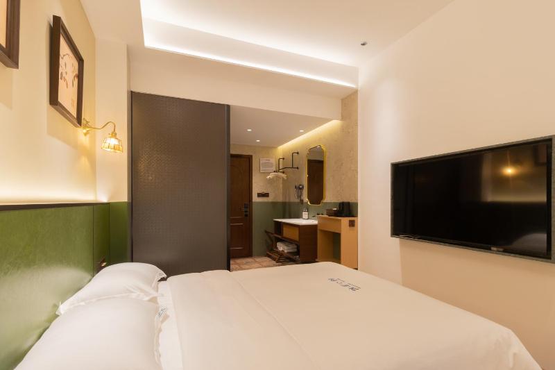 TeaHouse Hotel - image 38
