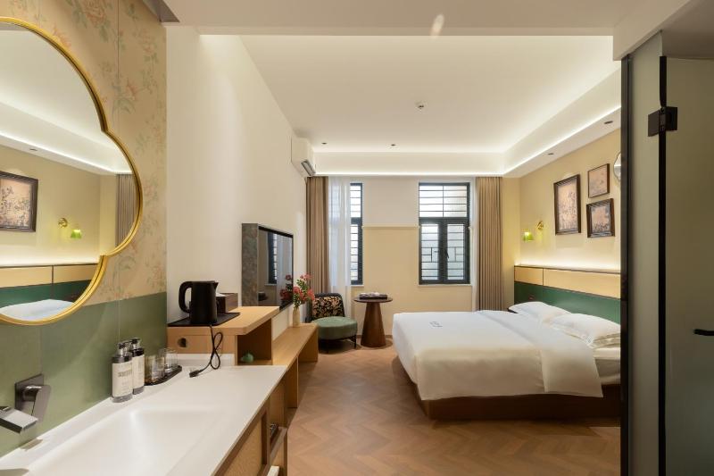 TeaHouse Hotel - image 40