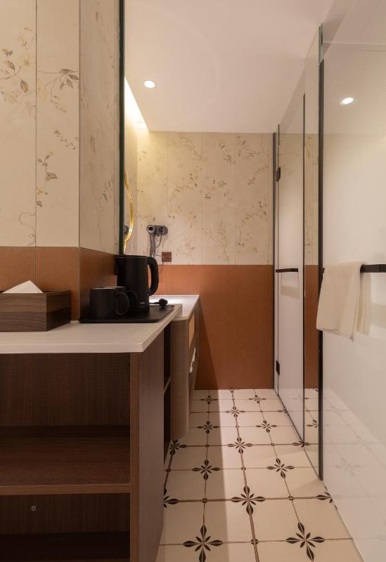 TeaHouse Hotel - image 19