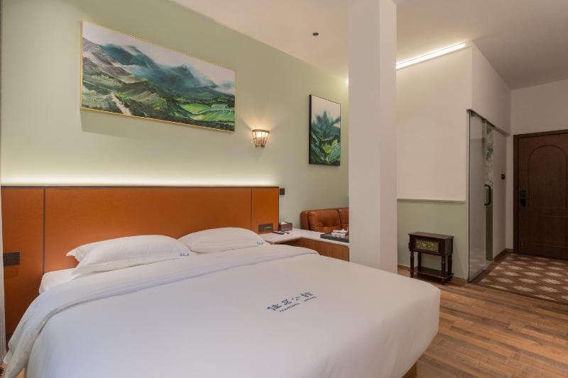 TeaHouse Hotel - image 39